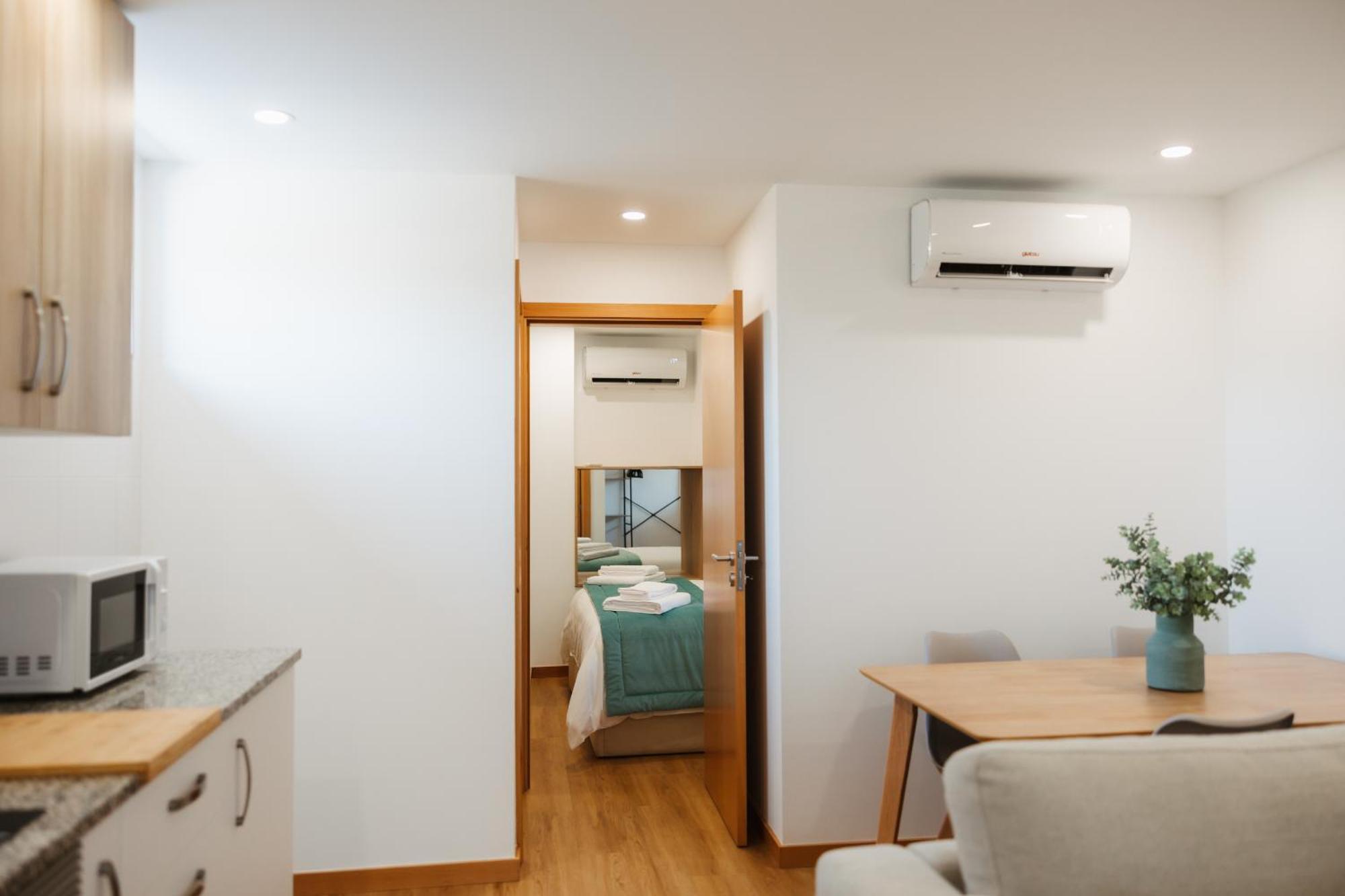 Alvarenga Apartments Екстериор снимка