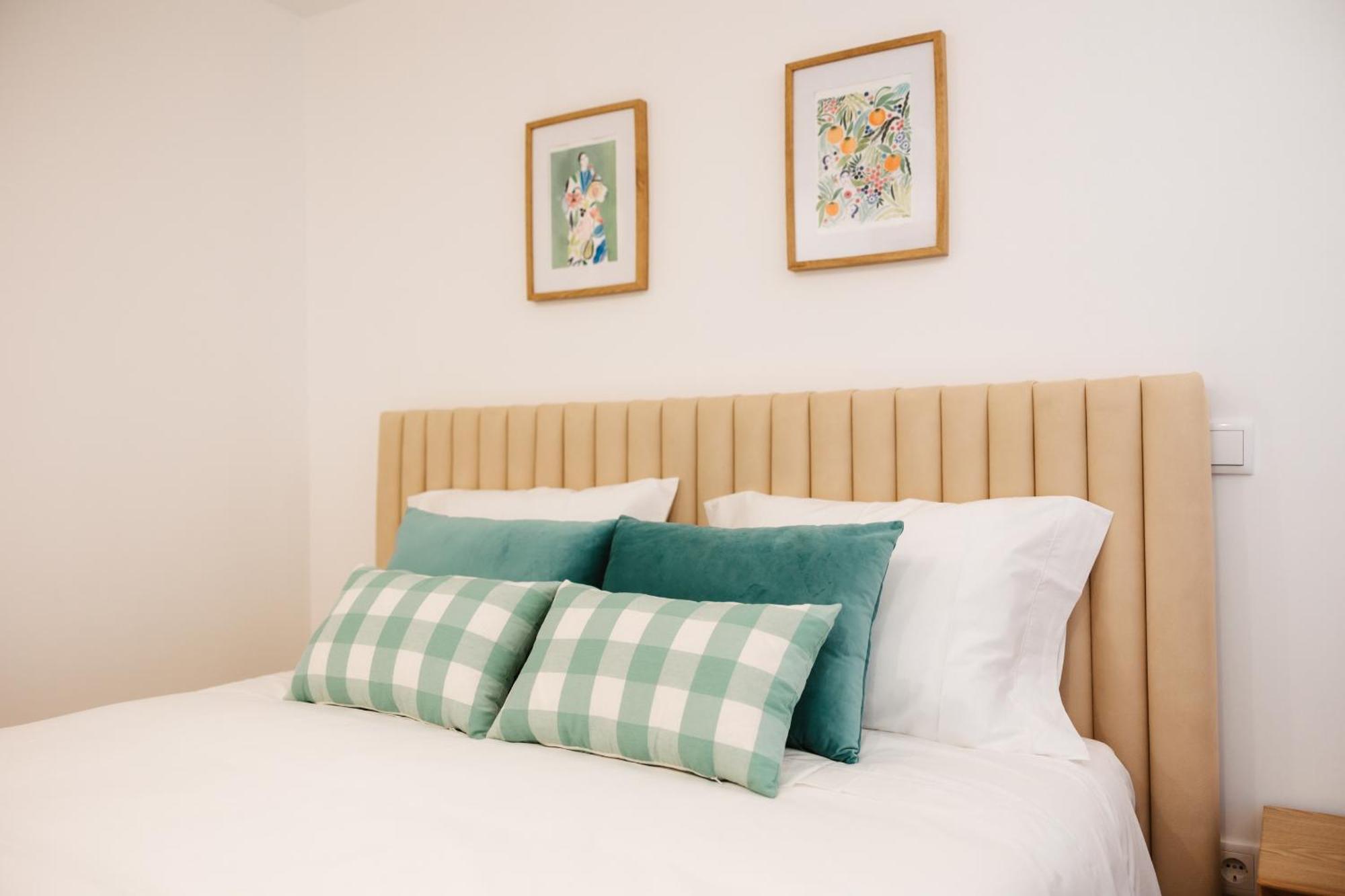 Alvarenga Apartments Екстериор снимка