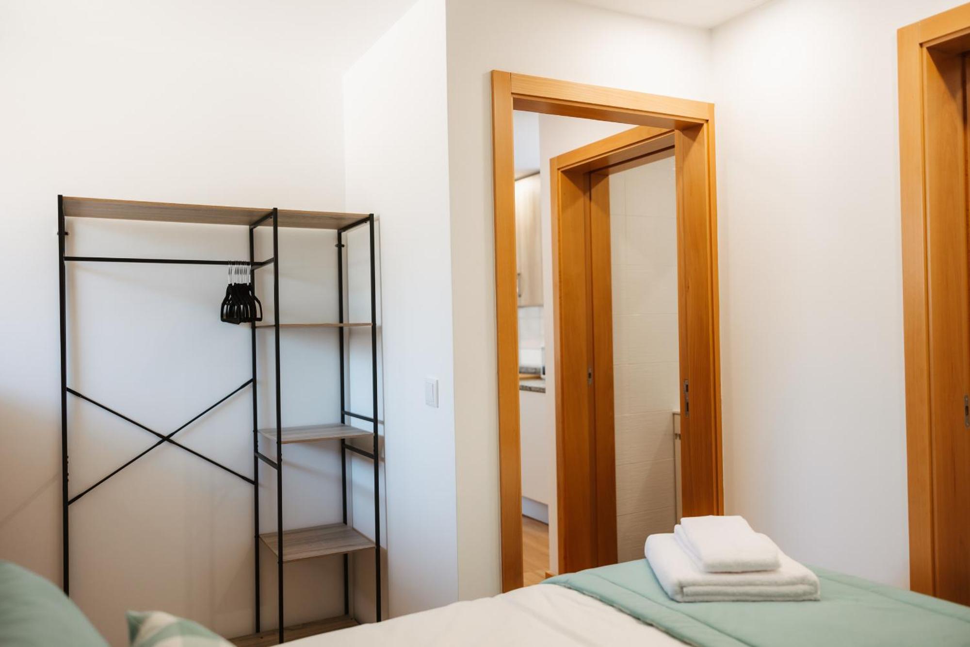 Alvarenga Apartments Екстериор снимка