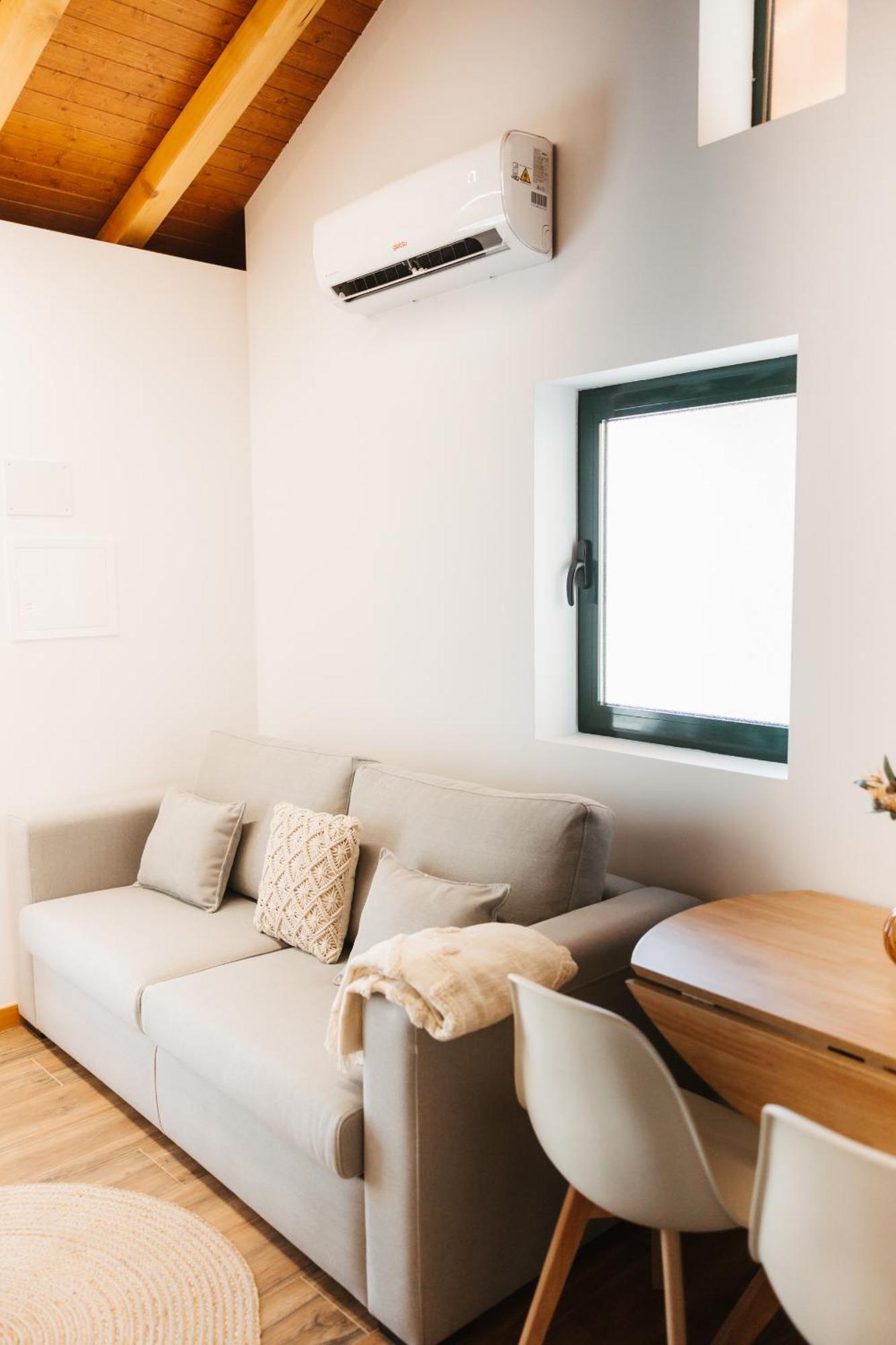 Alvarenga Apartments Екстериор снимка